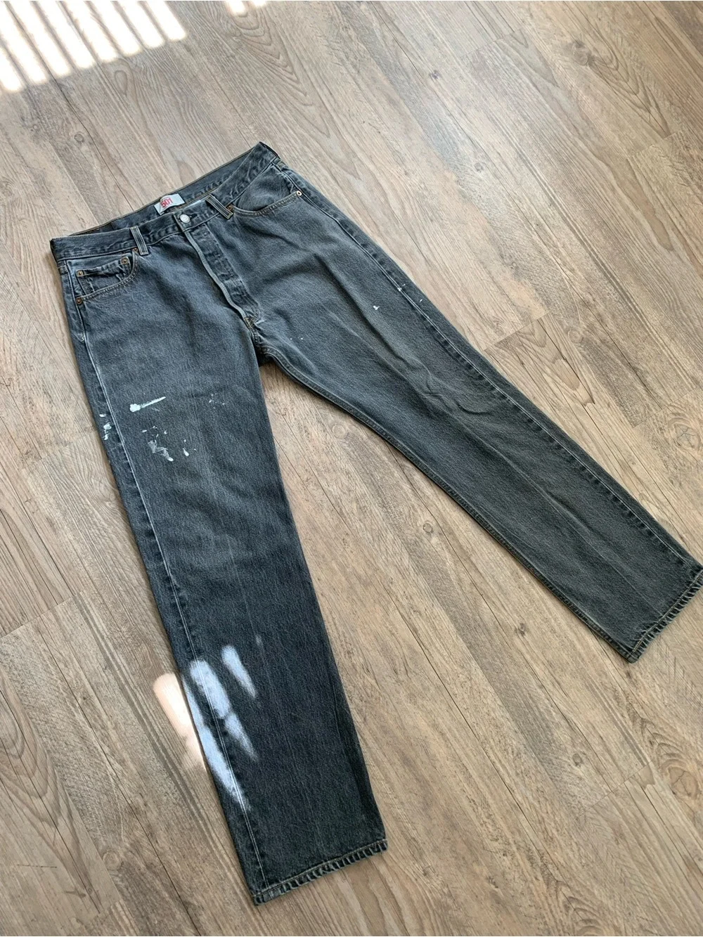 Levi's Men's Black Straight Jeans with White Paint Detail